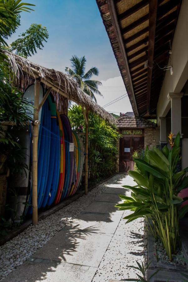 Dhm Surf Villa Kuta  Zewnętrze zdjęcie
