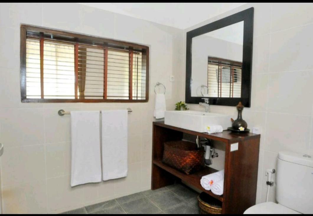 Dhm Surf Villa Kuta  Zewnętrze zdjęcie
